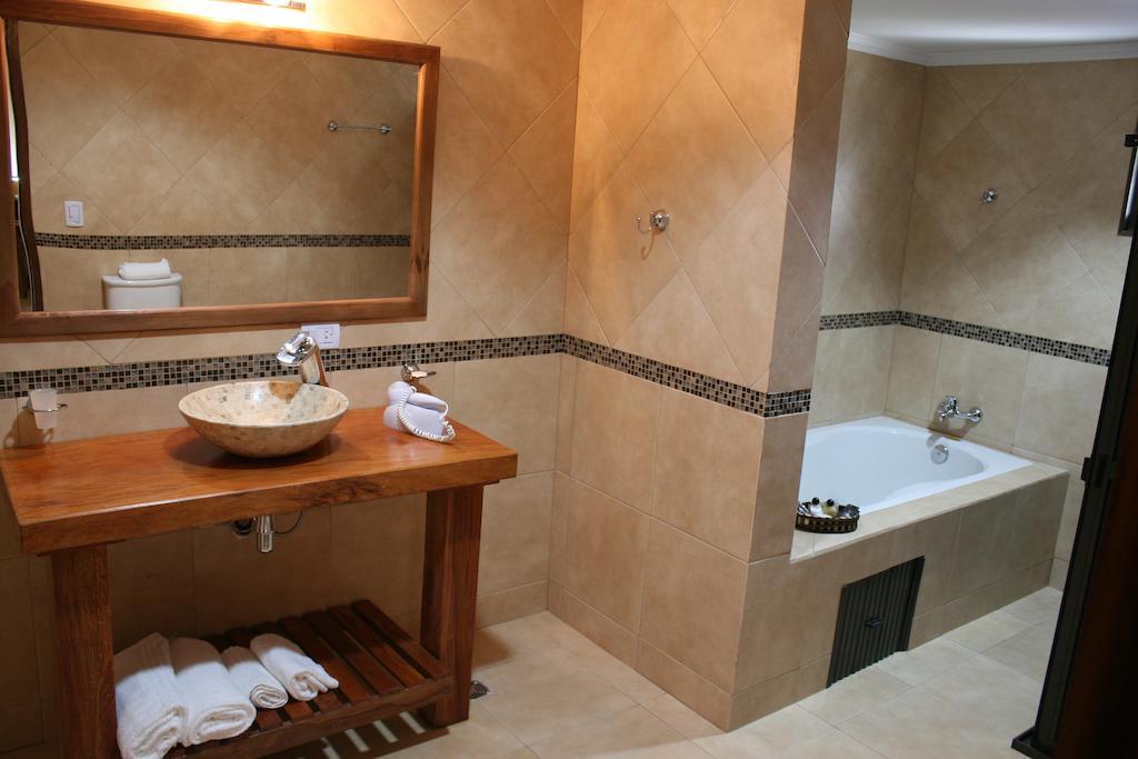 Posada Del Jacaranda 푸에르토이과수 객실 사진
