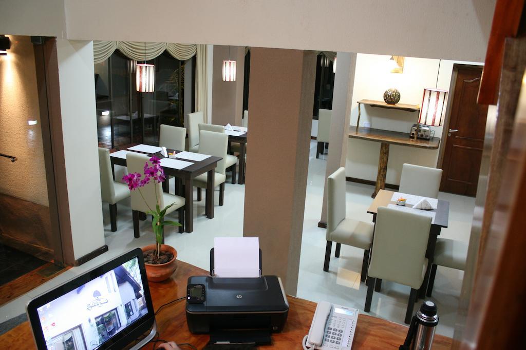 Posada Del Jacaranda 푸에르토이과수 외부 사진