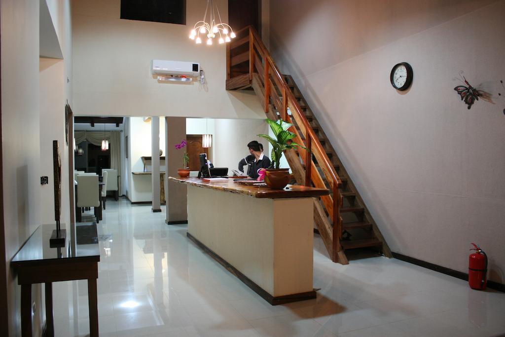 Posada Del Jacaranda 푸에르토이과수 외부 사진