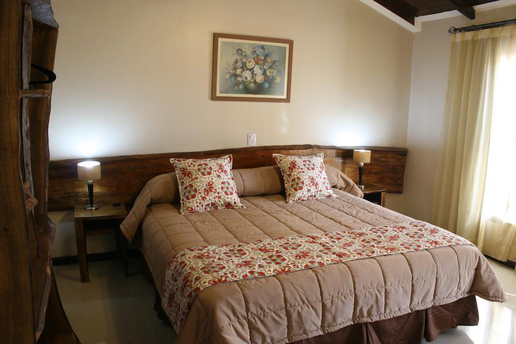 Posada Del Jacaranda 푸에르토이과수 객실 사진